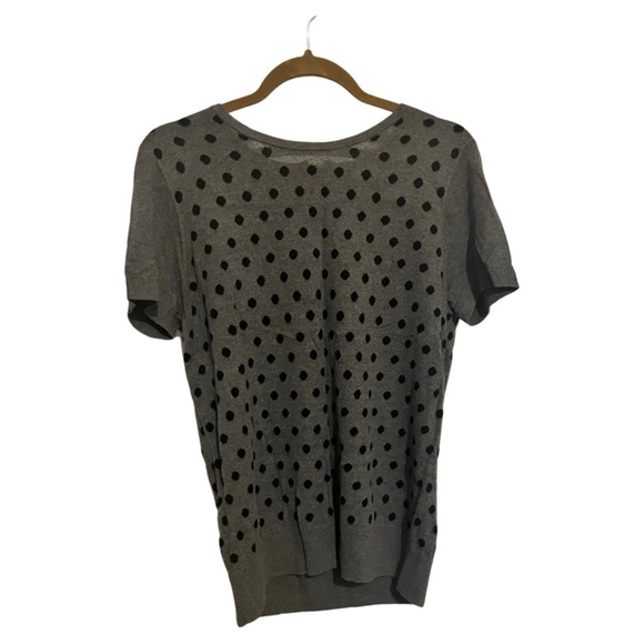 Top - Picture 1 of 2